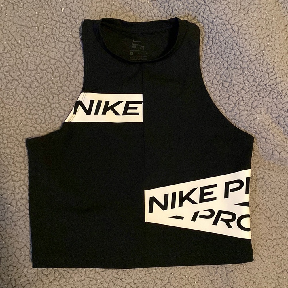 Nike Pro Top